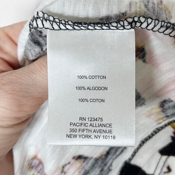 Ellen Tracy Women's Cold Shoulder Top M Geometric Print Short Sleeve Blouse NWT - Picture 9 of 11